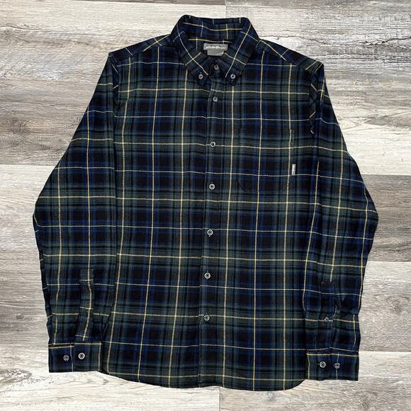 Eddie Bauer Favorite Flannel Tartan Blue Mens M Relaxed Fit Outdoor Button Shirt - Picture 2 of 9